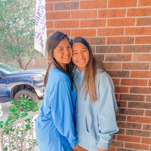 Meet your Posher, Ariana